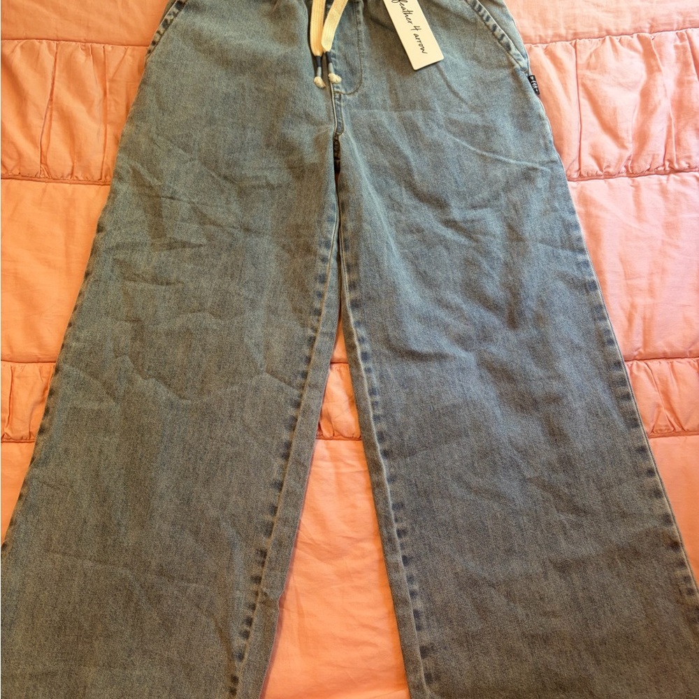 Feather 4 arrow Wide leg denim
